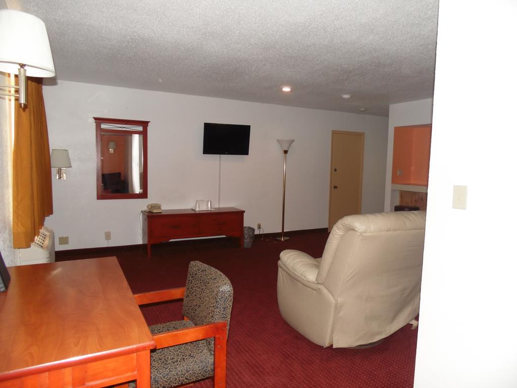 American Inn & Suites Boone Pokój zdjęcie
