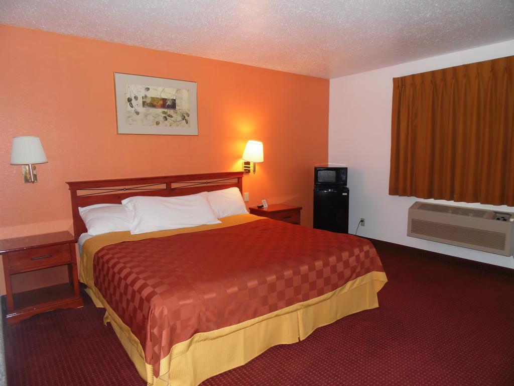 American Inn & Suites Boone Pokój zdjęcie
