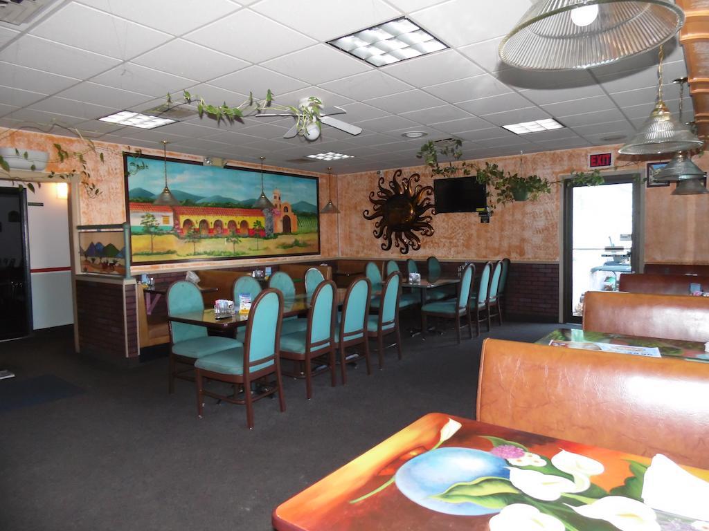 American Inn & Suites Boone Zewnętrze zdjęcie